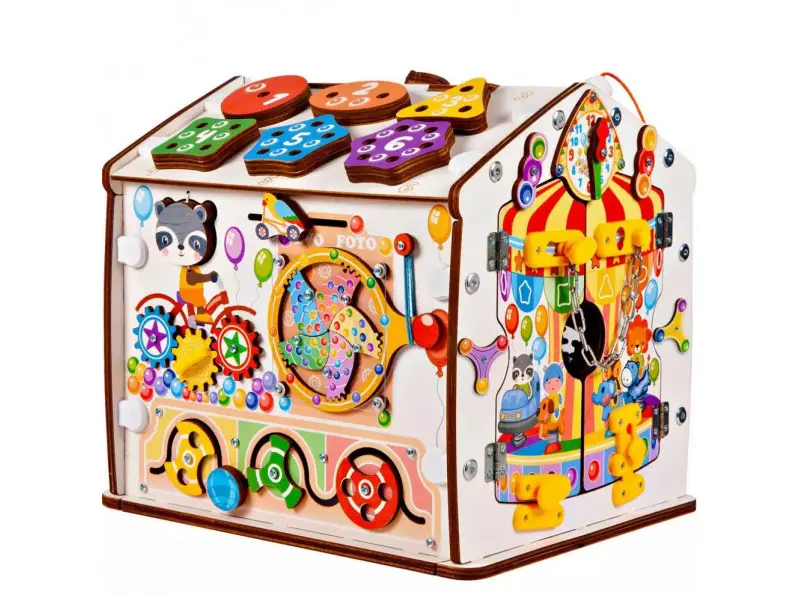Woodland wonders store activity centre